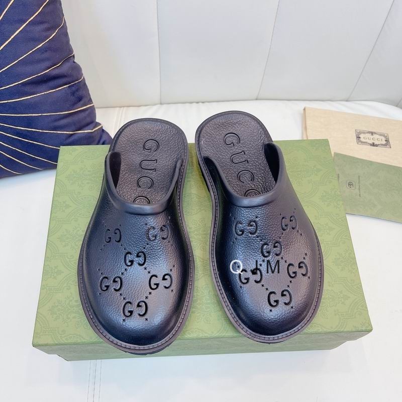 Gucci Men's Slippers 191